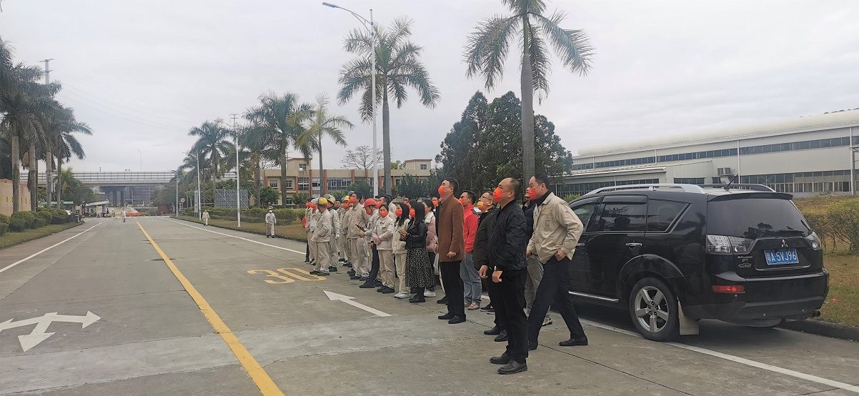 開(kāi)工2 開(kāi)工2